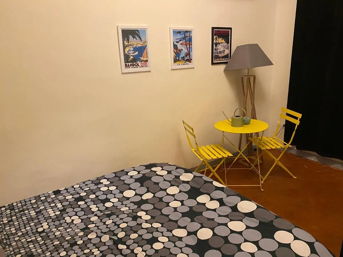 Apartment Appartement Climatise Dans Le Centre Historique D'Aix En Provence Aix-en-Provence